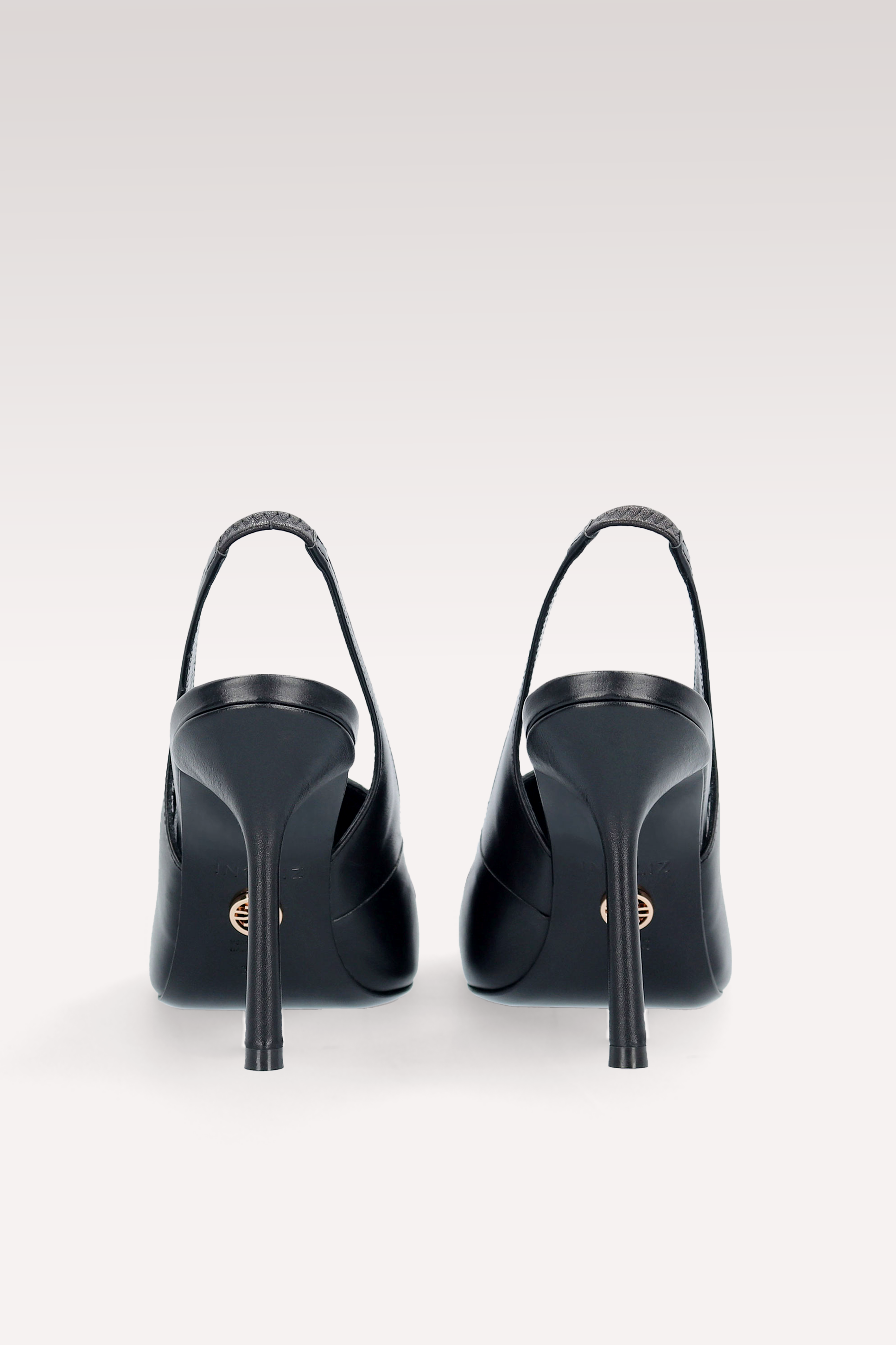 ABA 15 BLACK LEATHER SANDALS