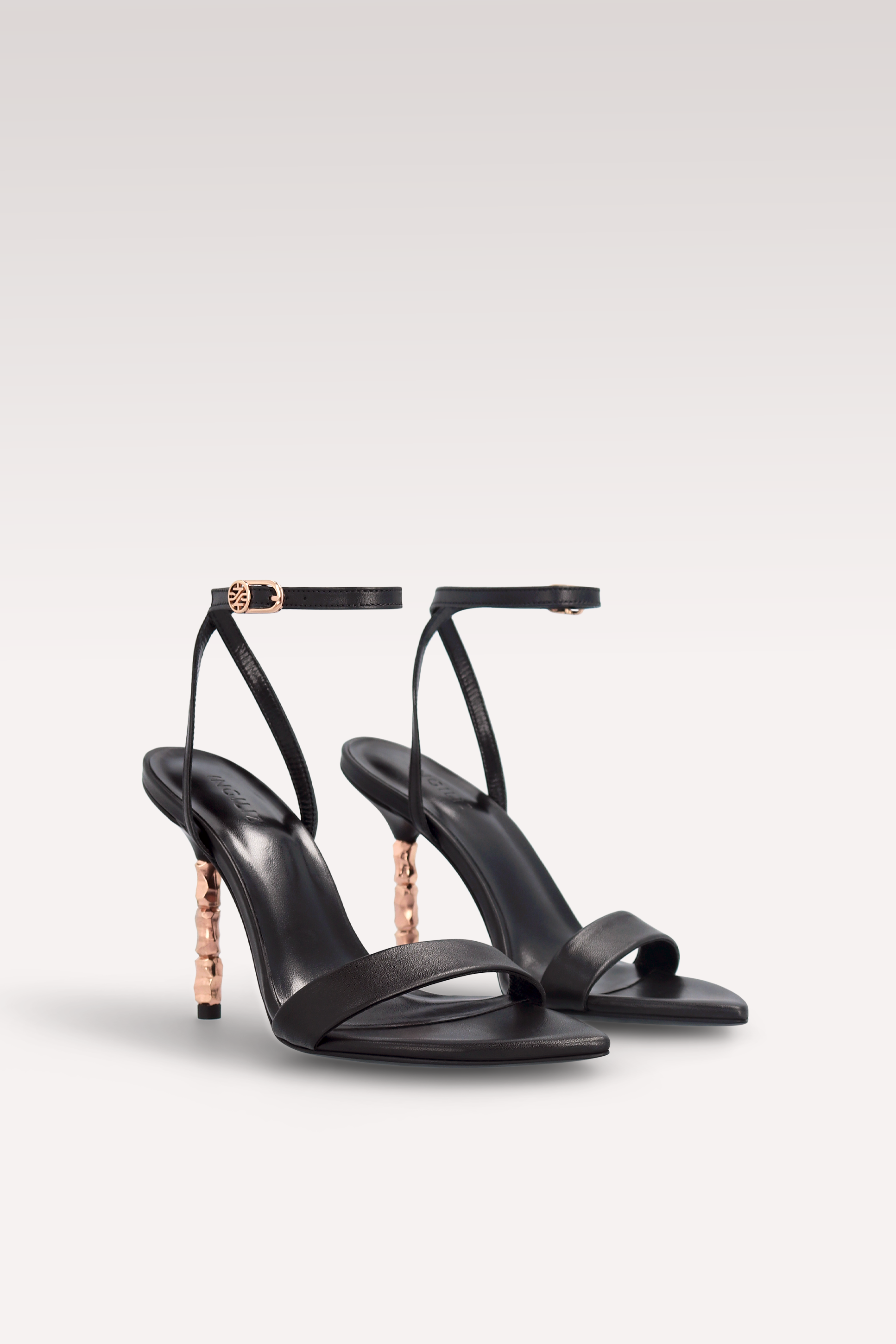 ADA 101 BLACK LEATHER SANDALS