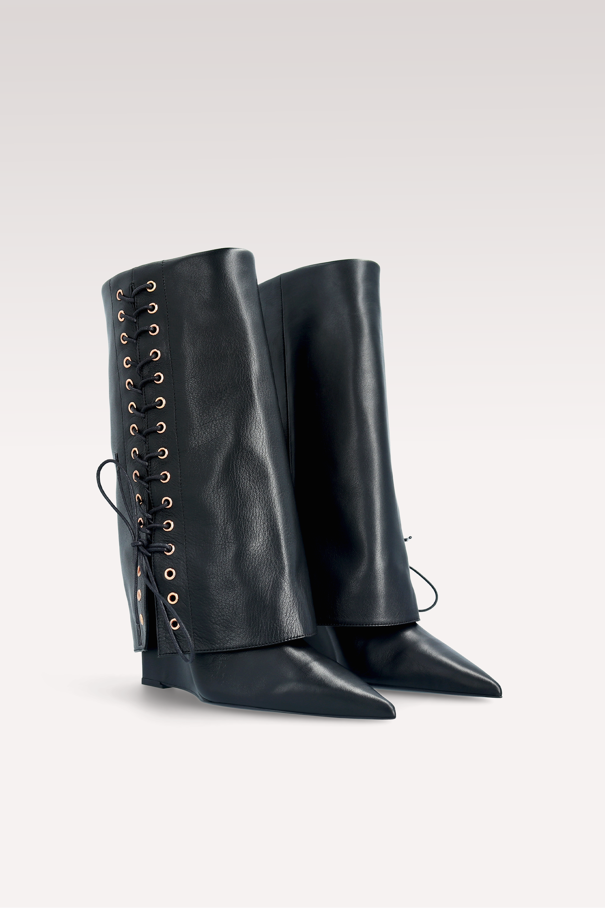 ZEUDI 03 BLACK SMOOTH LEATHER EDGE HEEL BOOTS