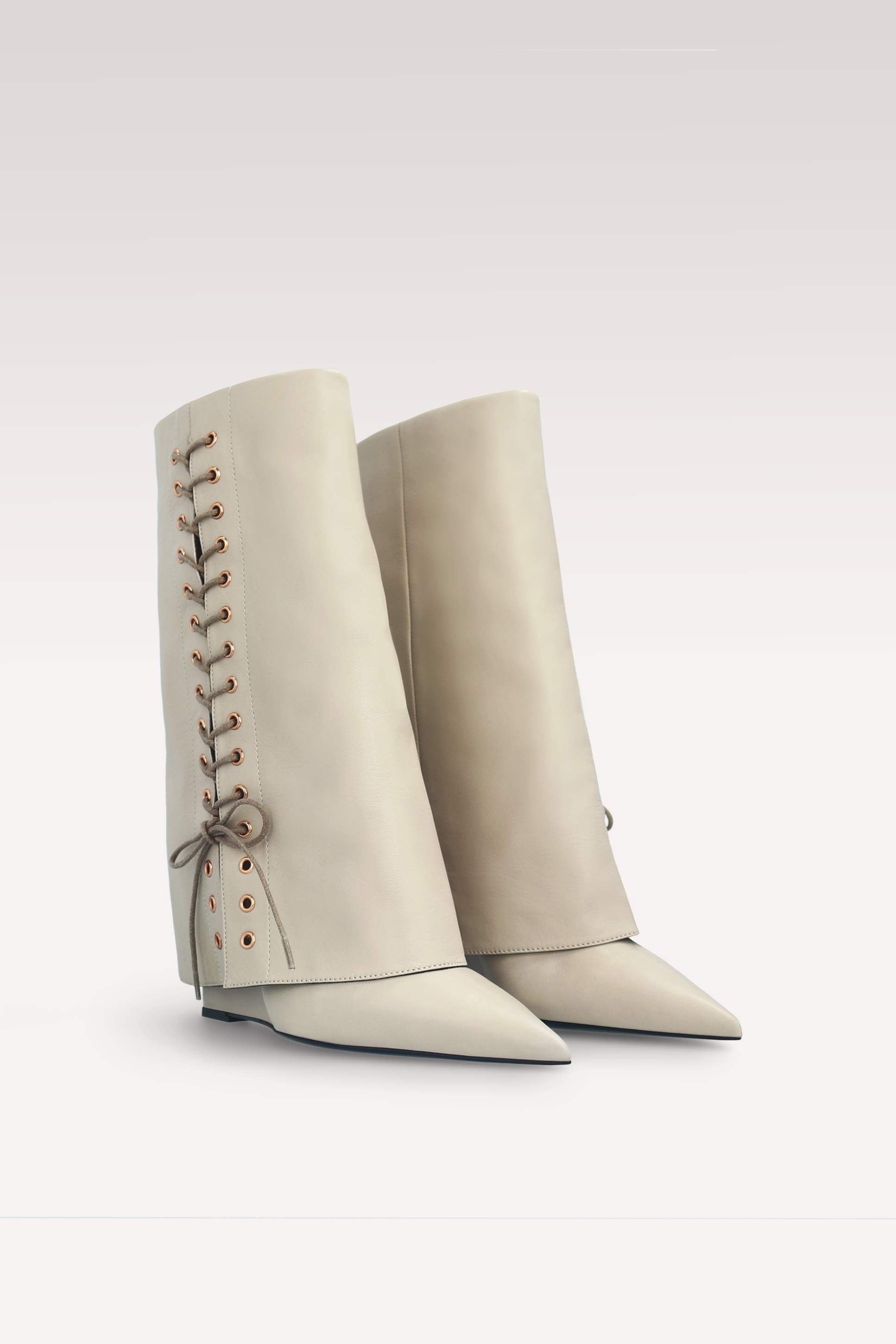 ZEUDI 03 BEIGE SMOOTH LEATHER EDGE HEEL BOOTS