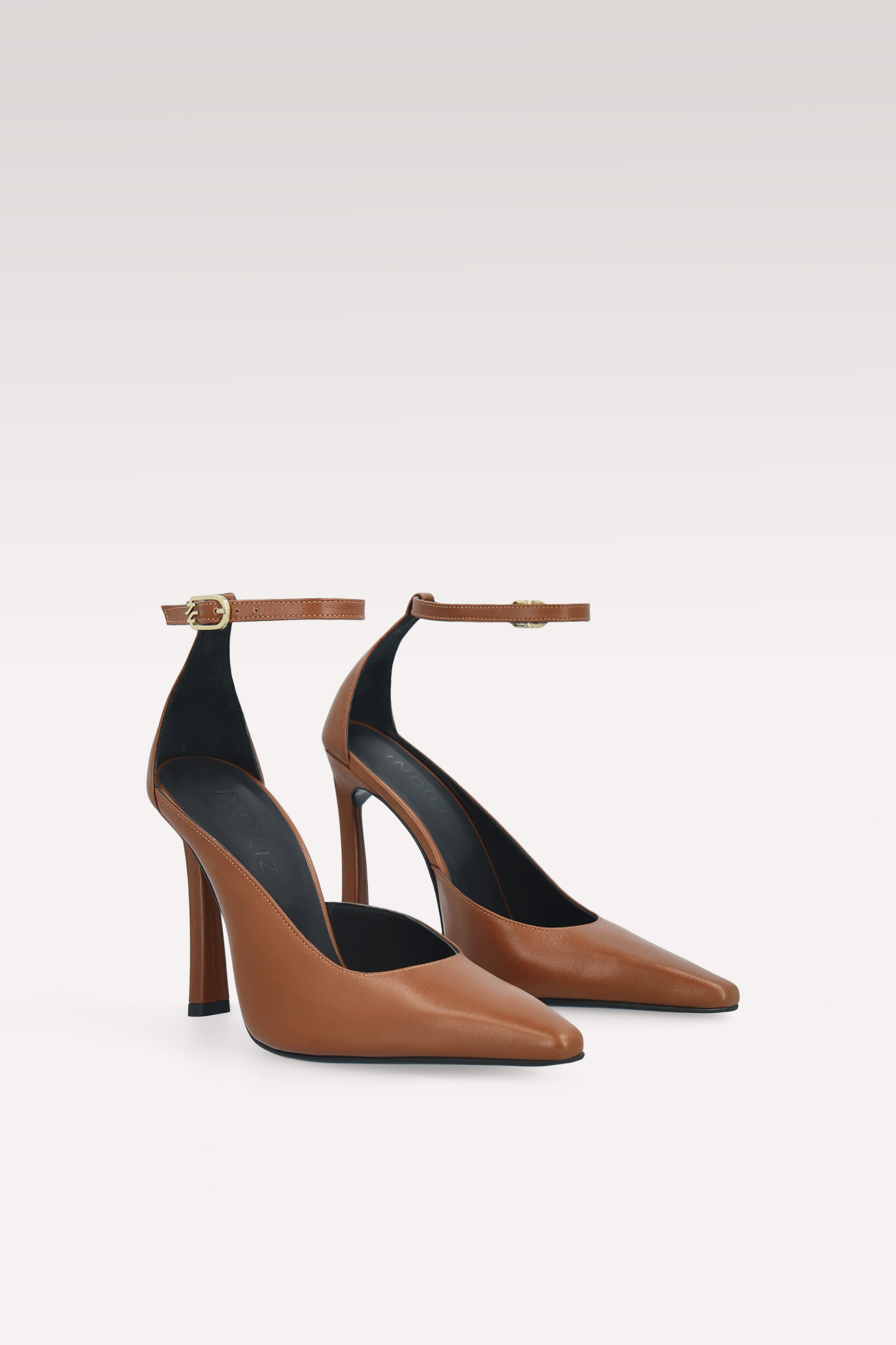 NORA BROWN NAPPA LEATHER PUMPS AND KENNIE REVERSABLE BELT