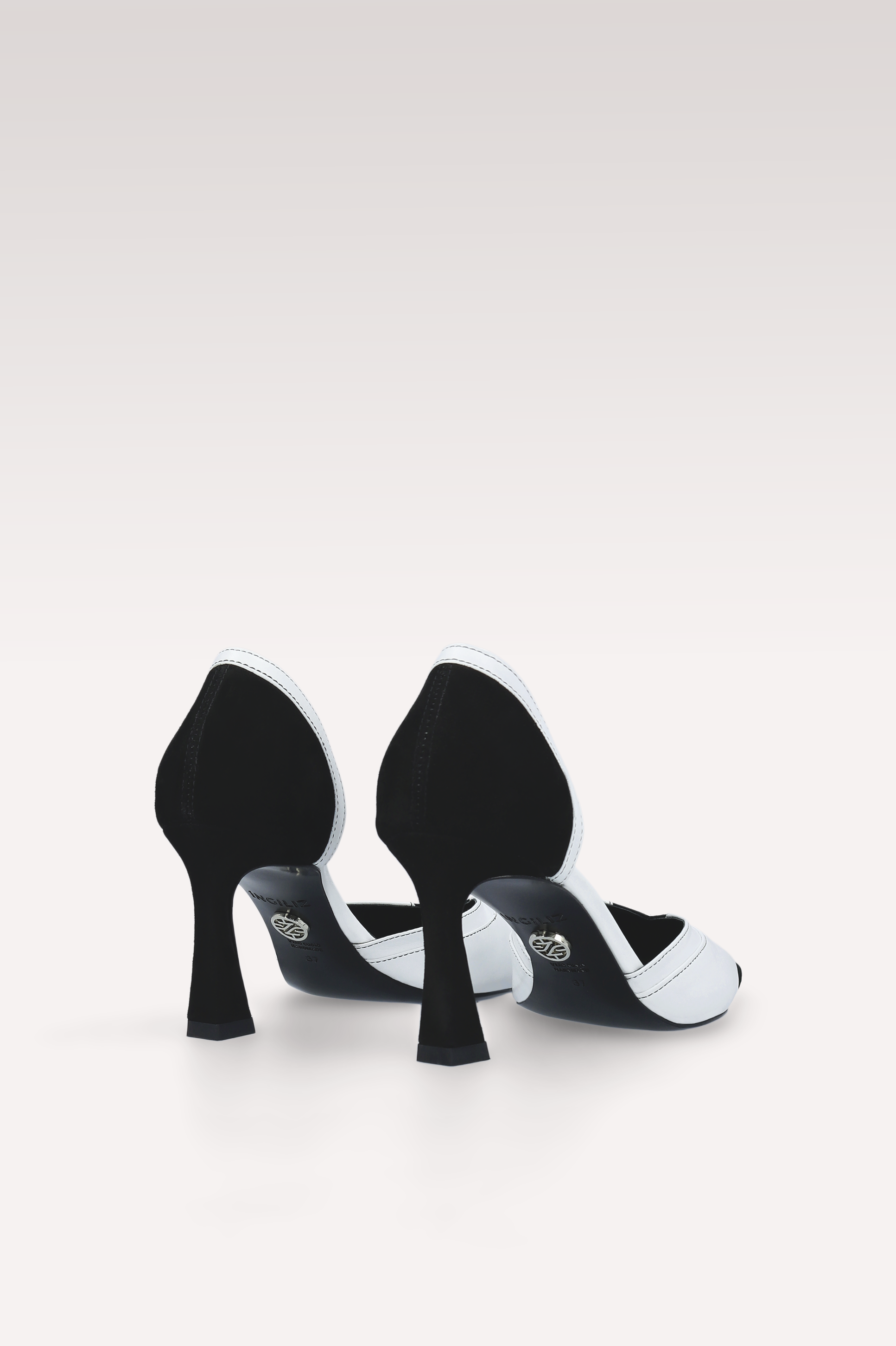MERYL WHITE AND BLACK SUEDE LEATHER PUMPS