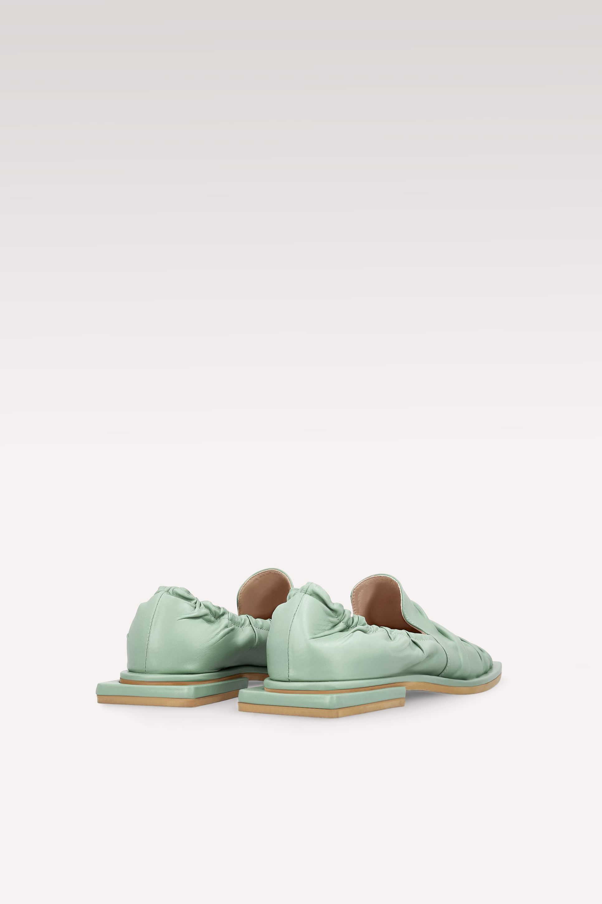 MOCASSINI GETA IN PELLE COLOR MENTA