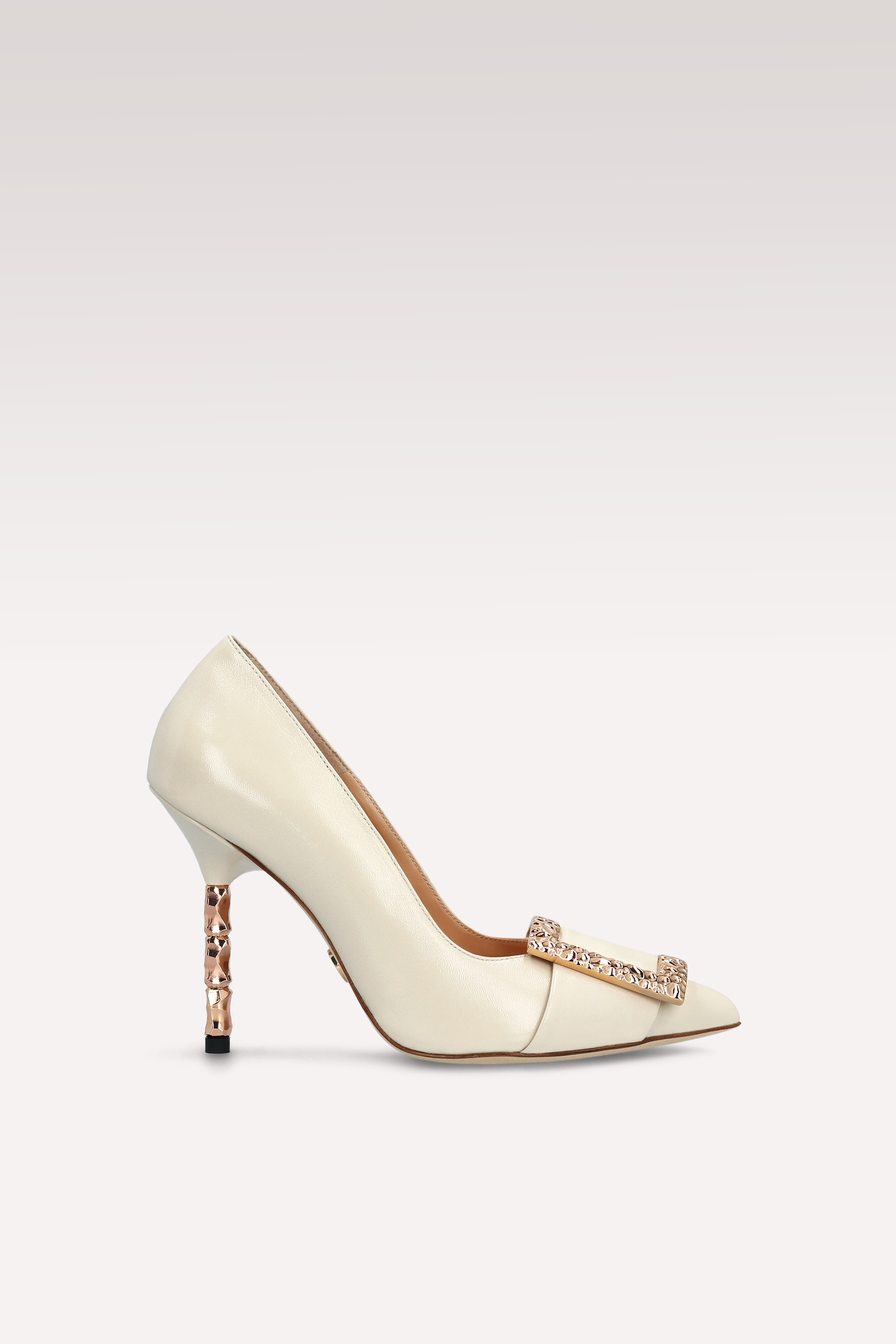 ASTRID DEC ACC 02 IVORY GLOSS LEATHER PUMPS
