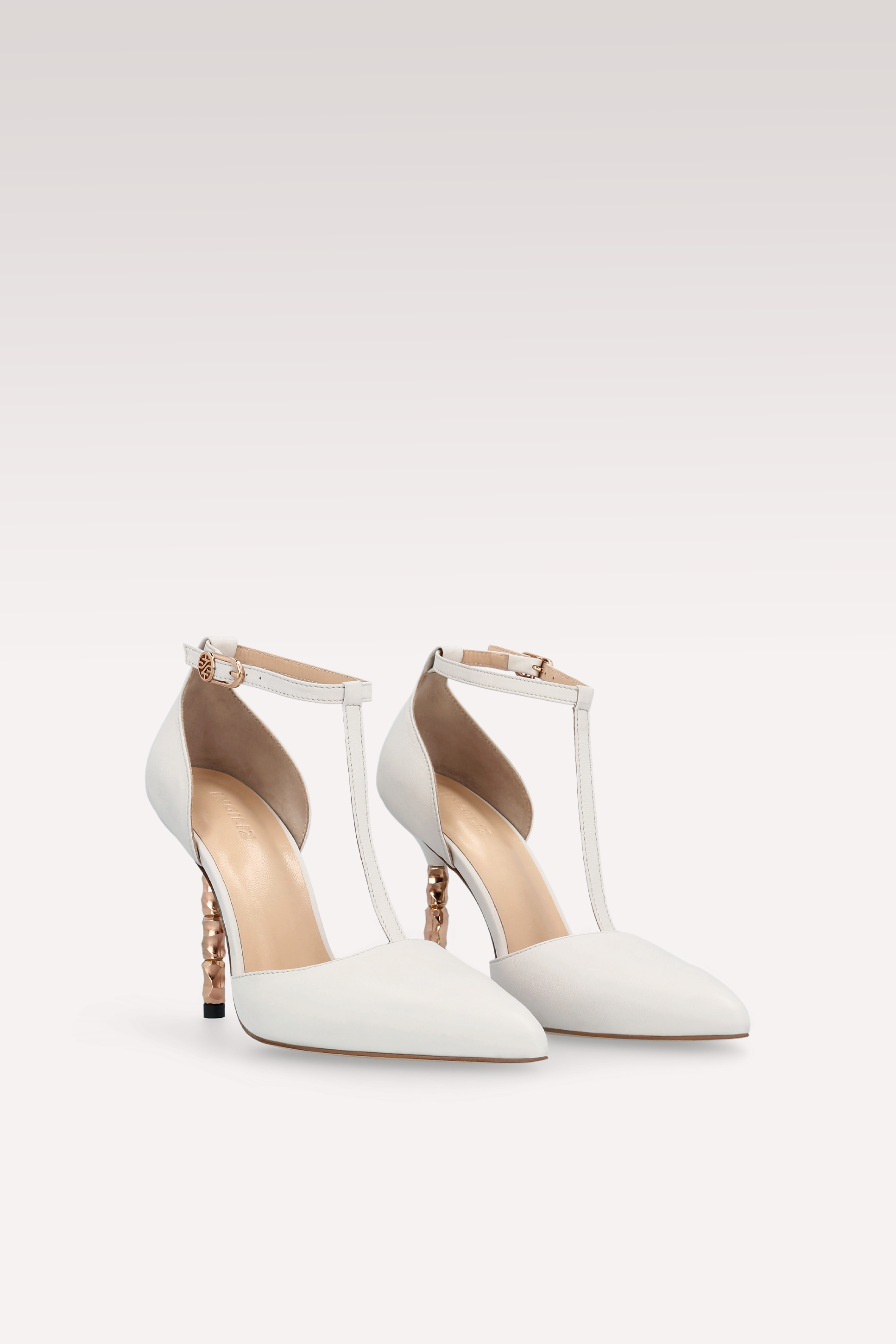 ASTRID 101 IVORY LEATHER PUMPS