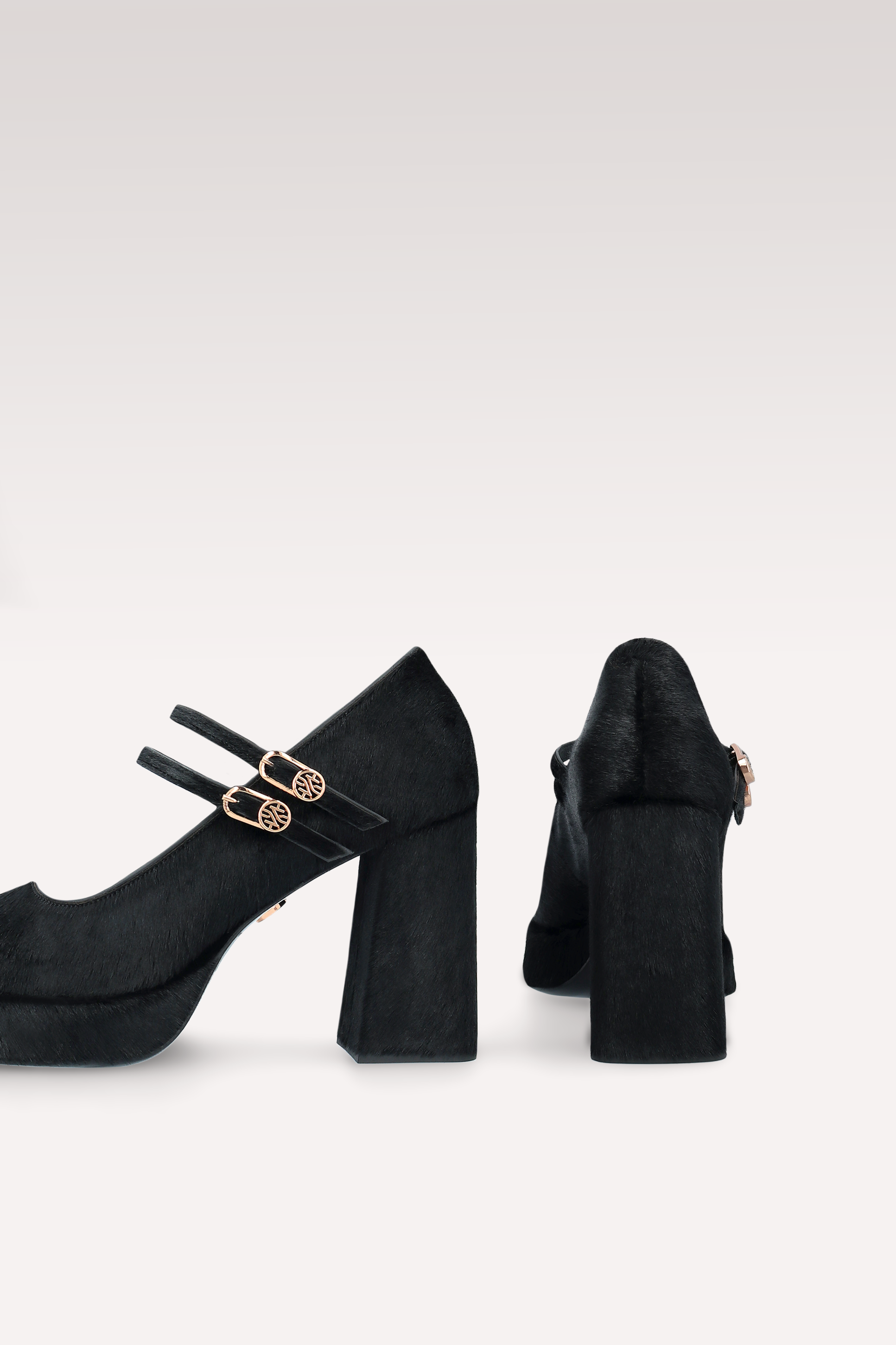 CINDY BEBE 01 BLACK CALF HAIR PUMPS