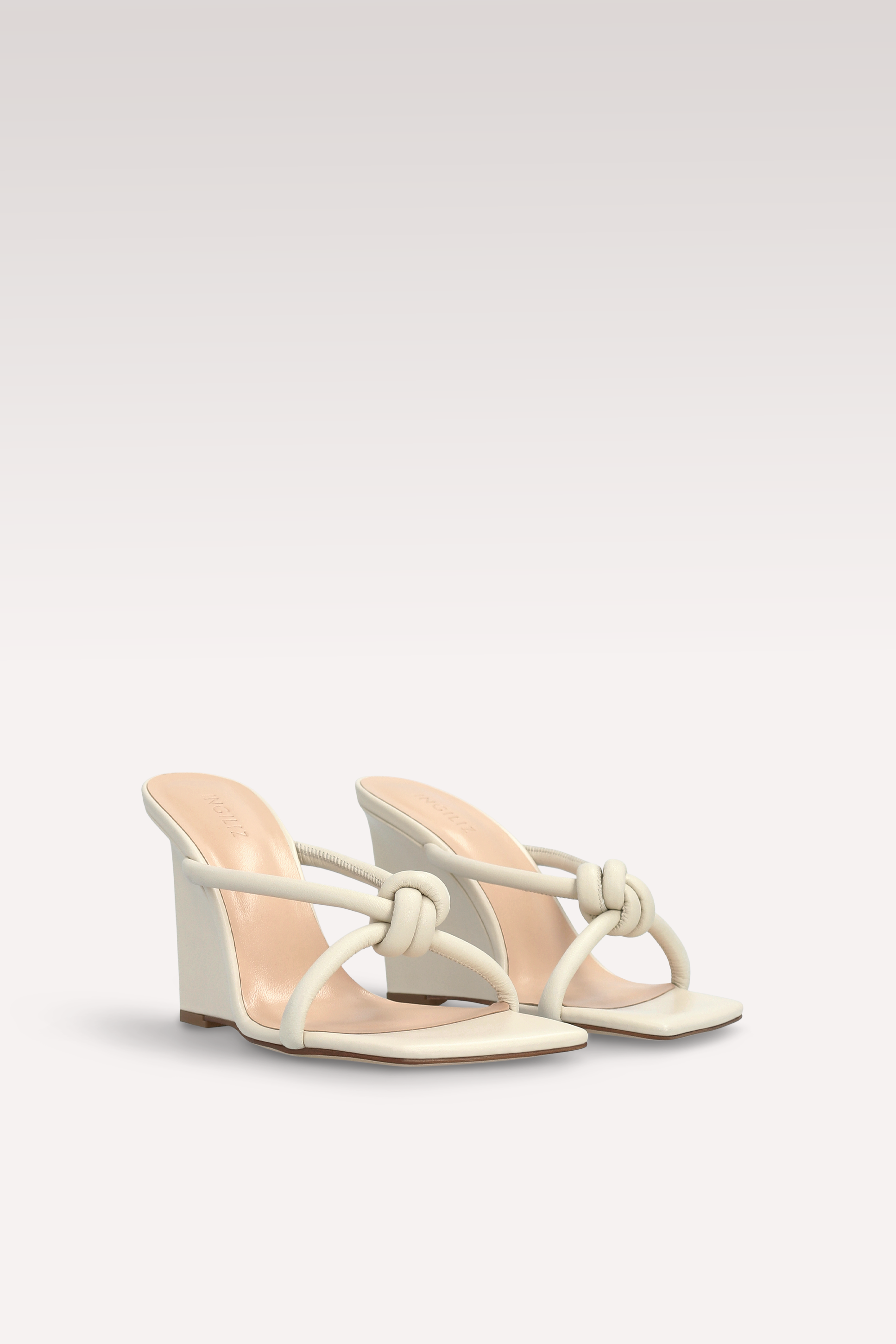 ZATANNA BEIGE LEATHER MULES