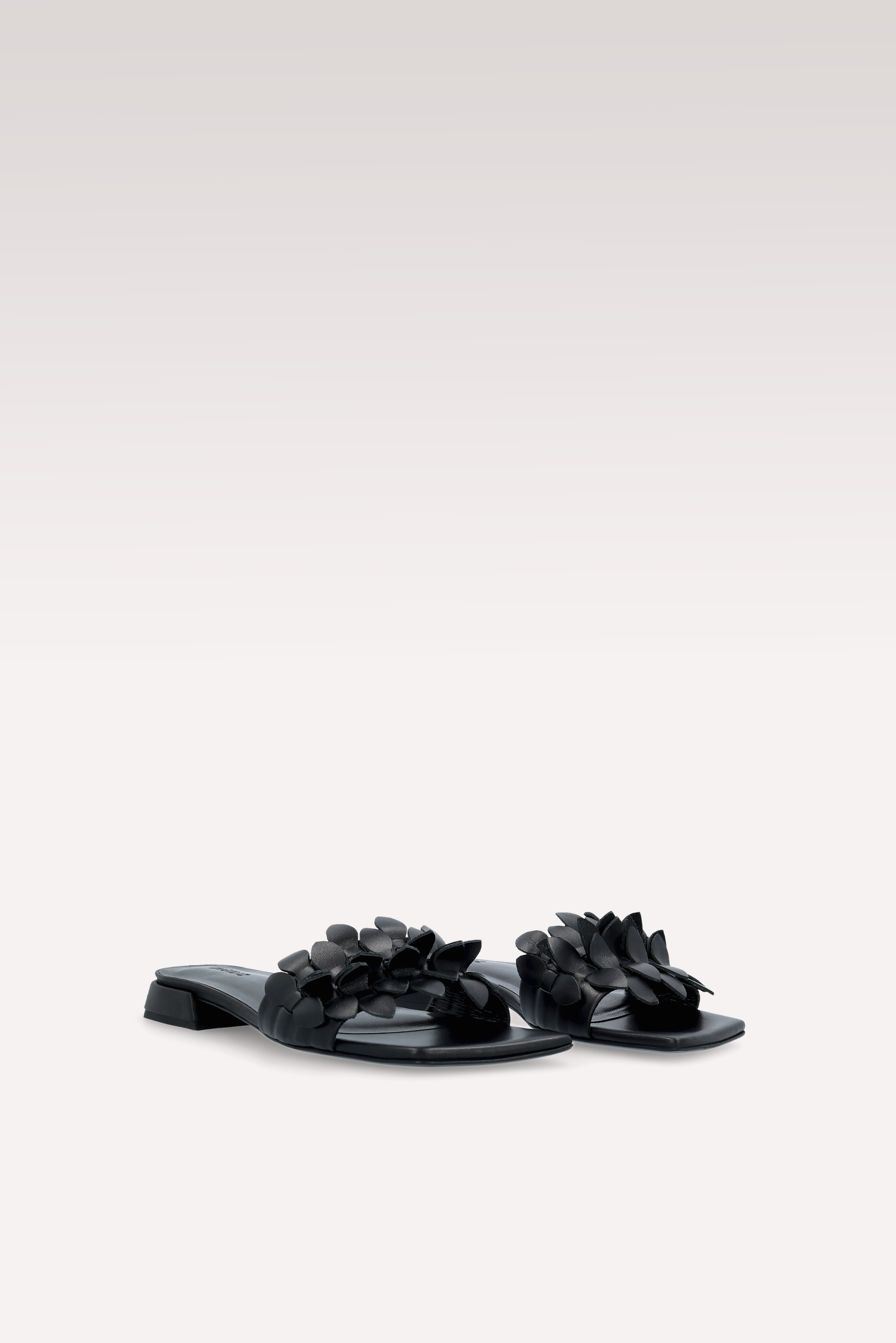 POLLY 01 BLACK LEATHER MULES