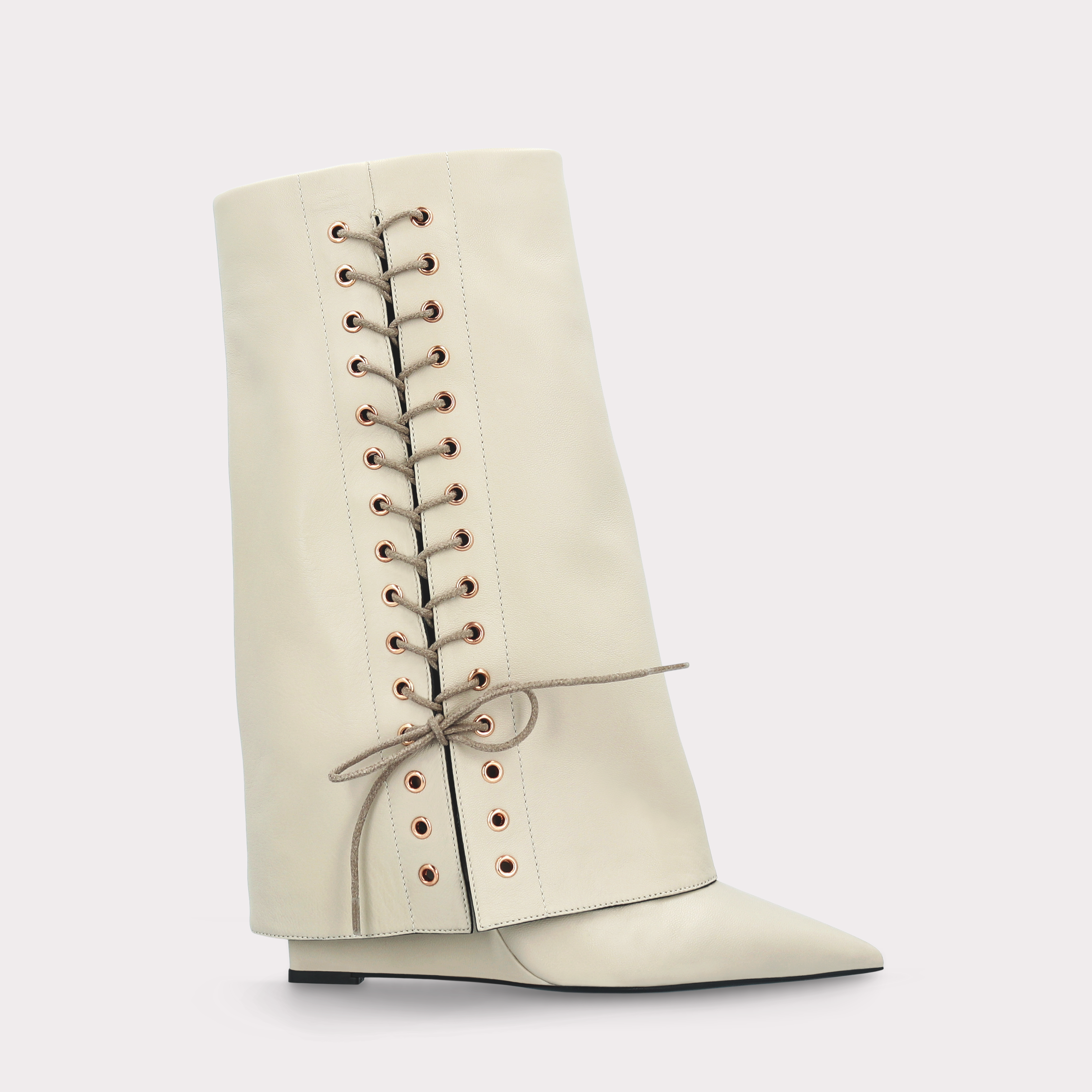 ZEUDI 03 BEIGE SMOOTH LEATHER EDGE HEEL BOOTS