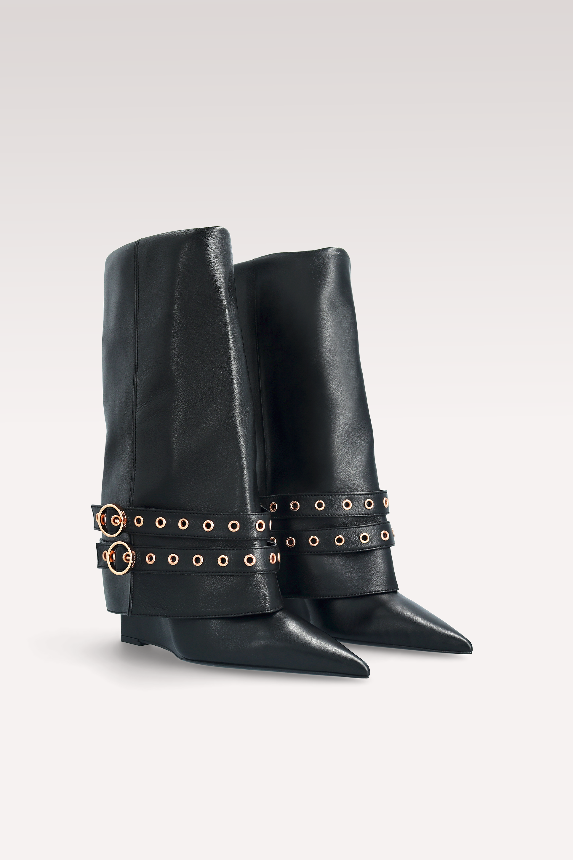 ZEUDI 04 BLACK SMOOTH LEATHER EDGE HEEL BOOTS