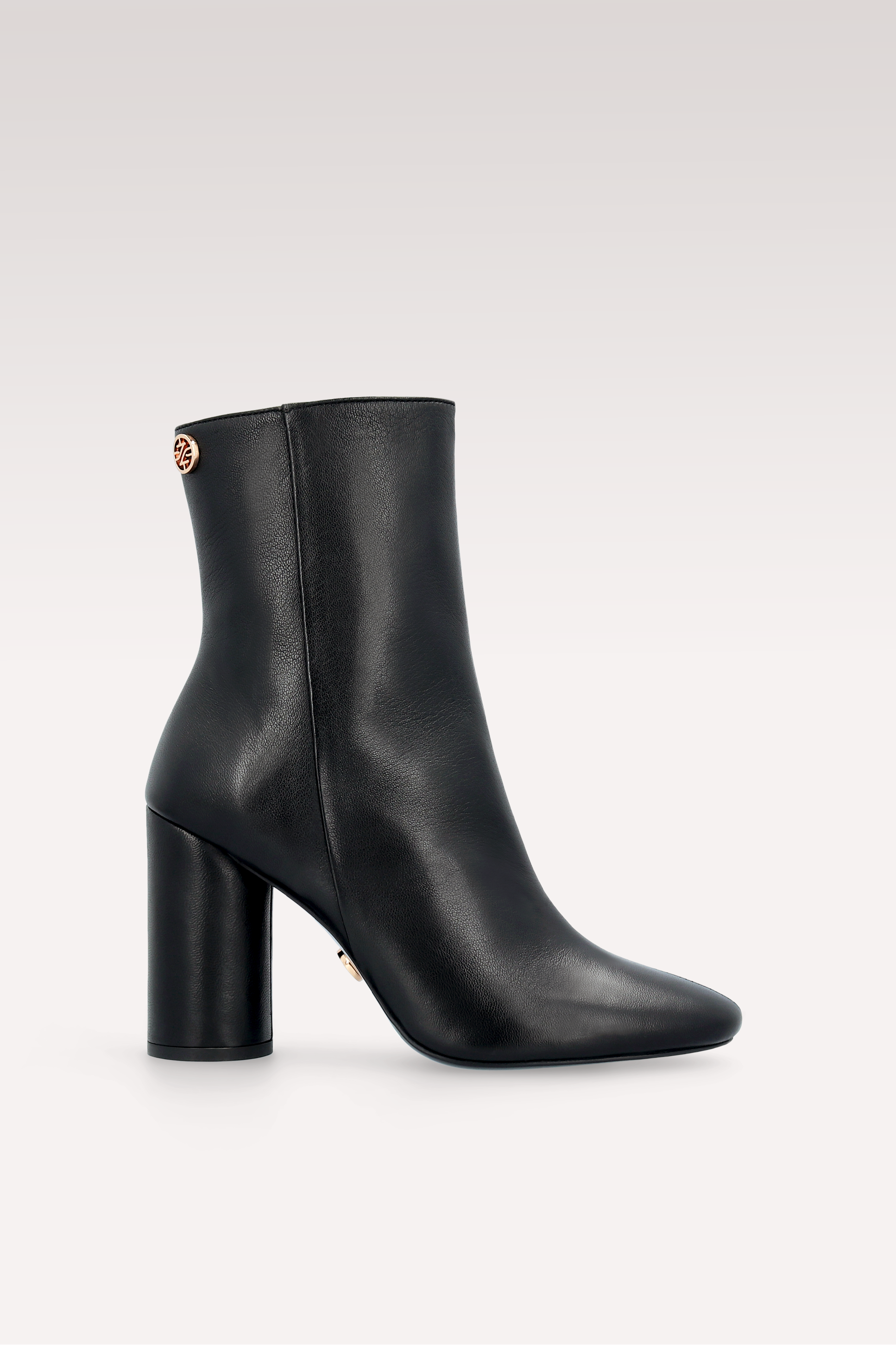 DAFNE 02 BLACK SMOOTH LEATHER ANKLE BOOTS