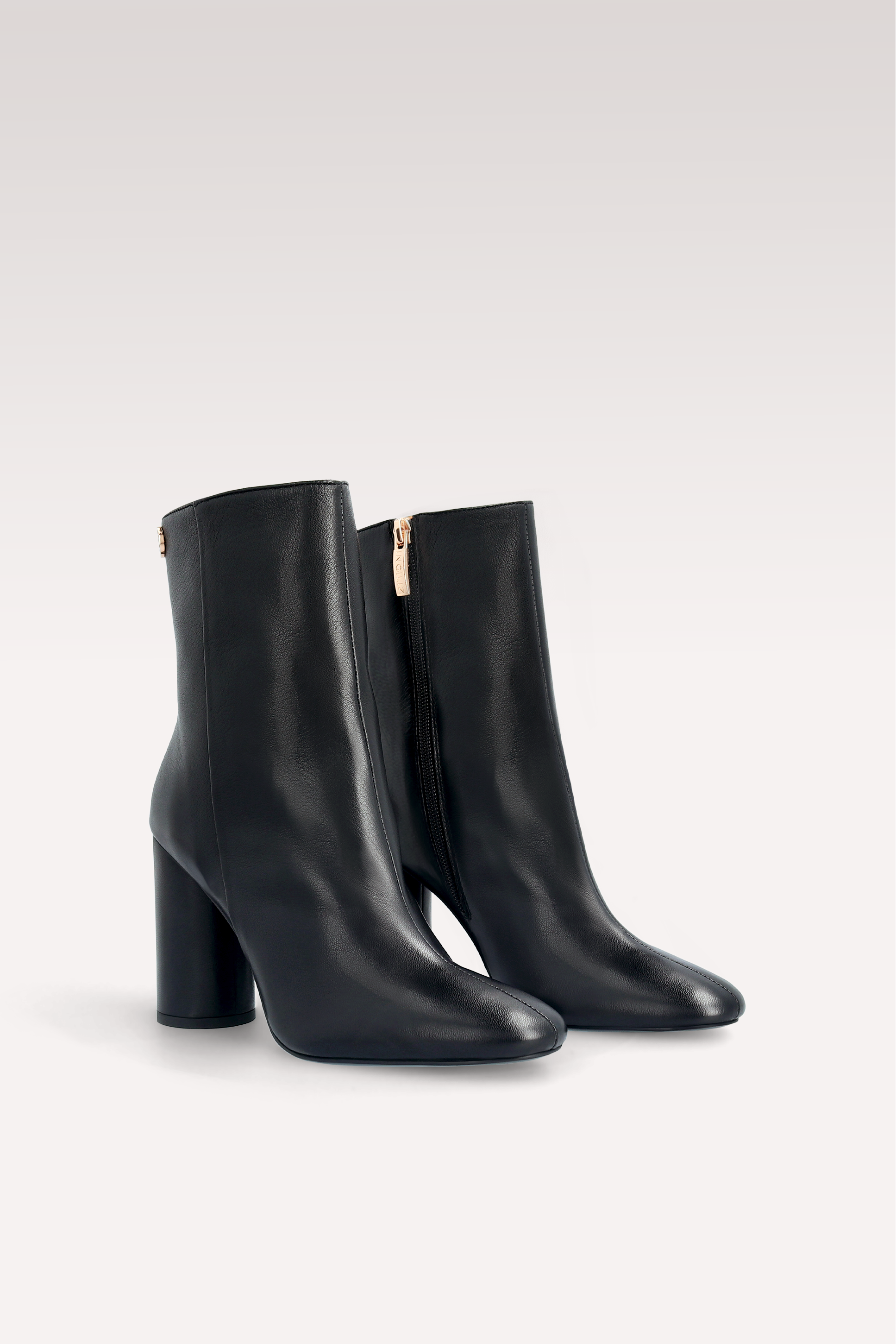 DAFNE 02 BLACK SMOOTH LEATHER ANKLE BOOTS