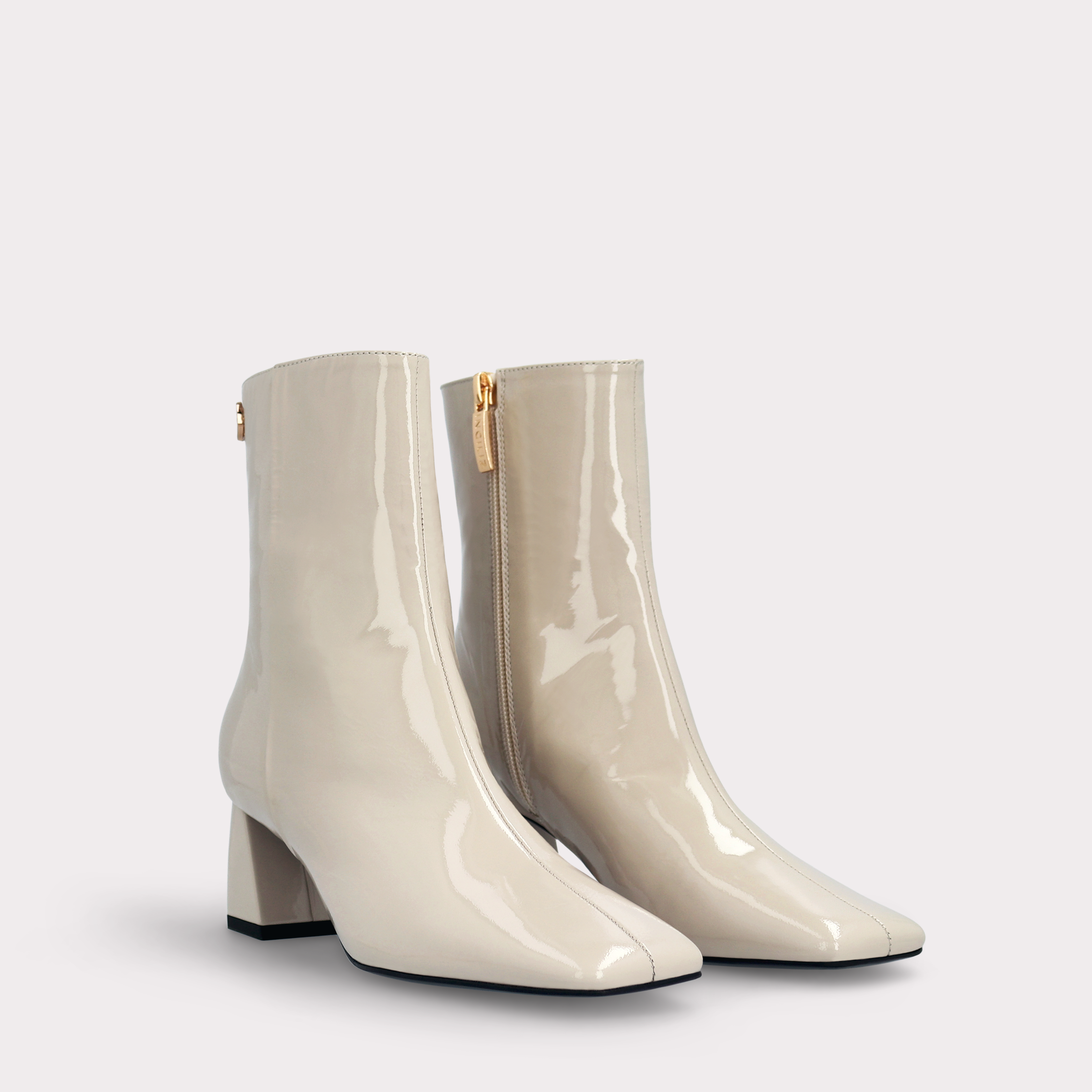 GENNY 02 BEIGE PATENT LEATHER ANKLE BOOTS