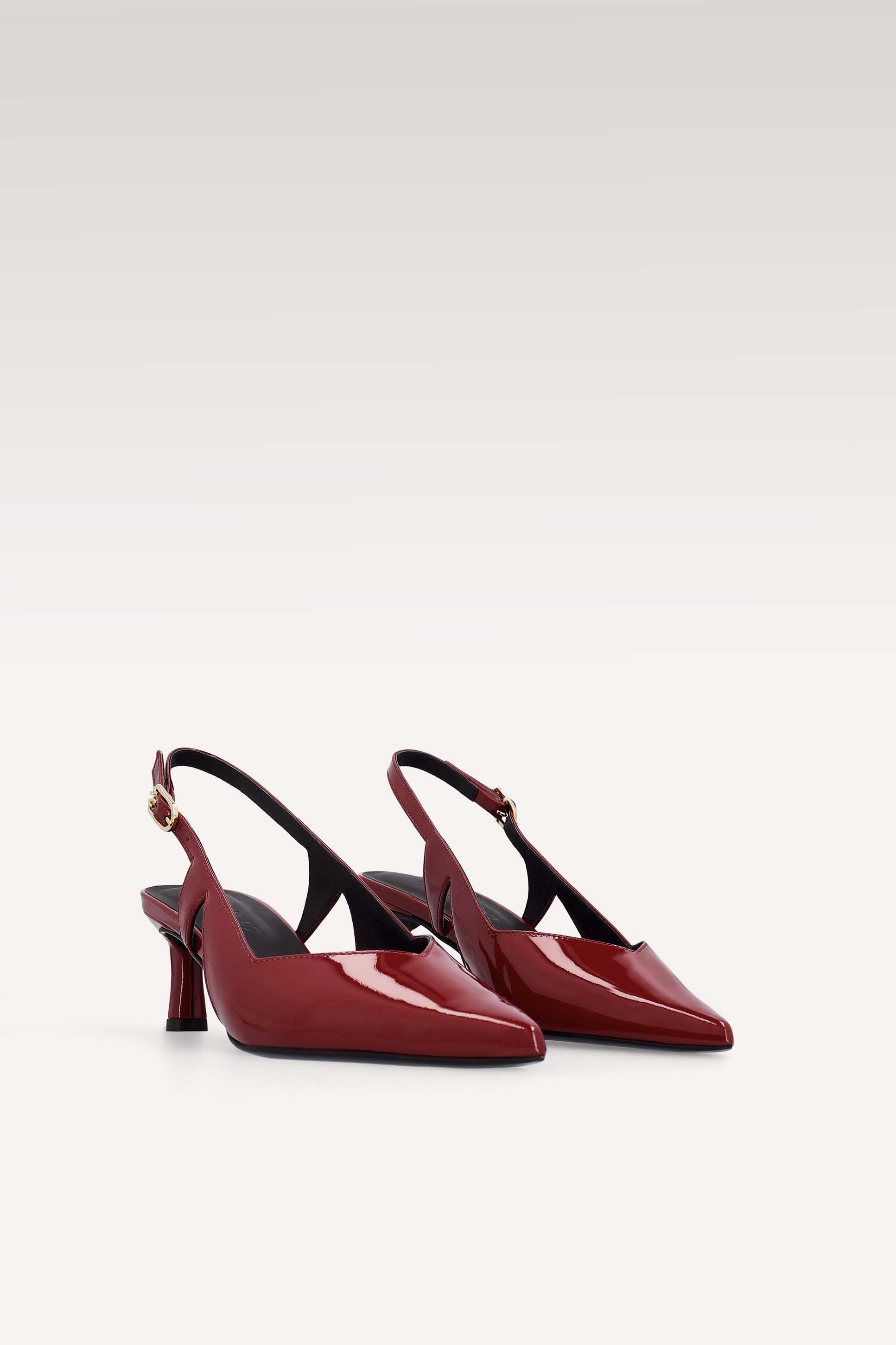ORCHID CHERRY PATENT LEATHER SLINGBACK PUMPS