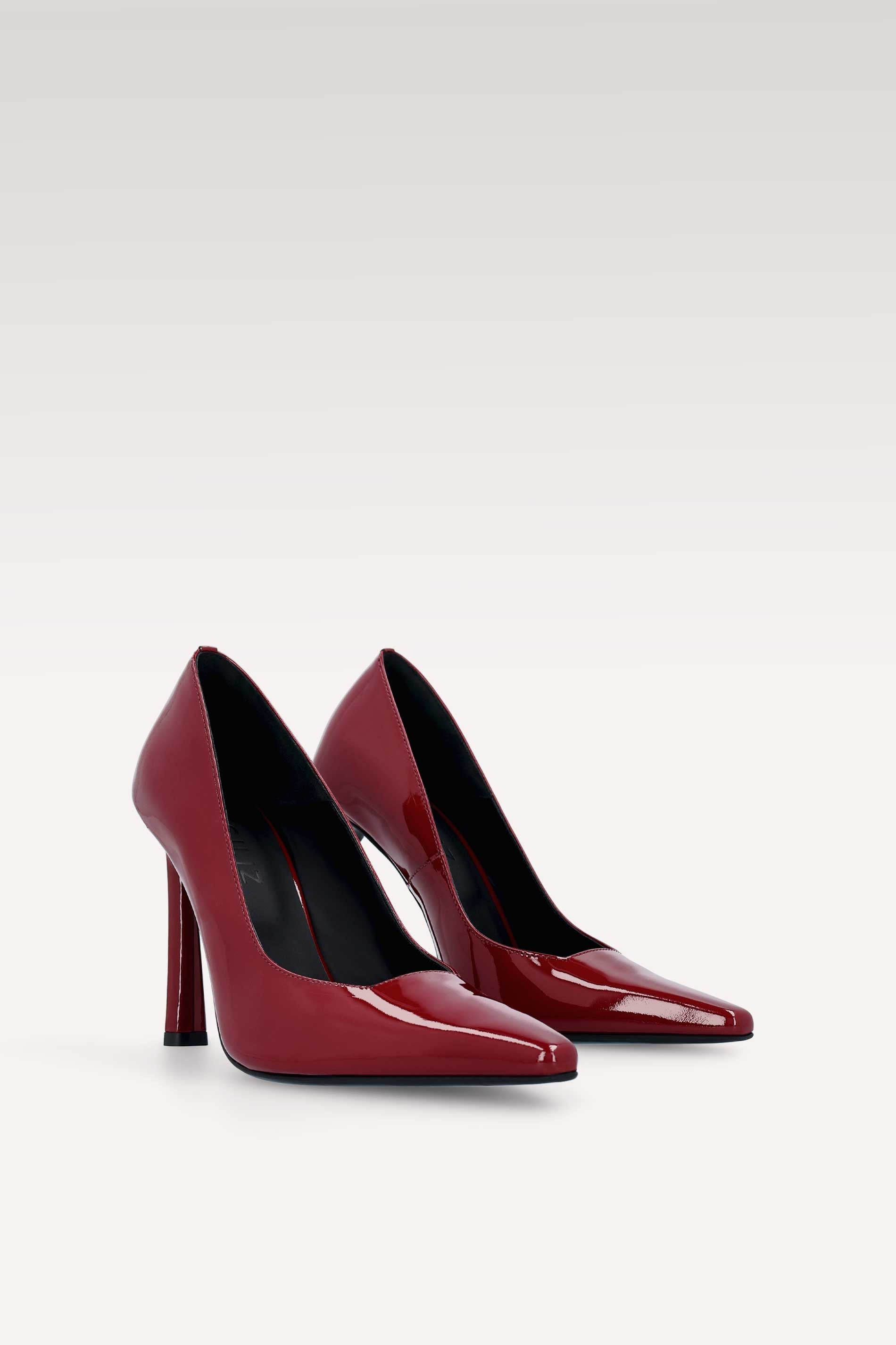 NAOMI CHERRY PATENT LEATHER PUMPS
