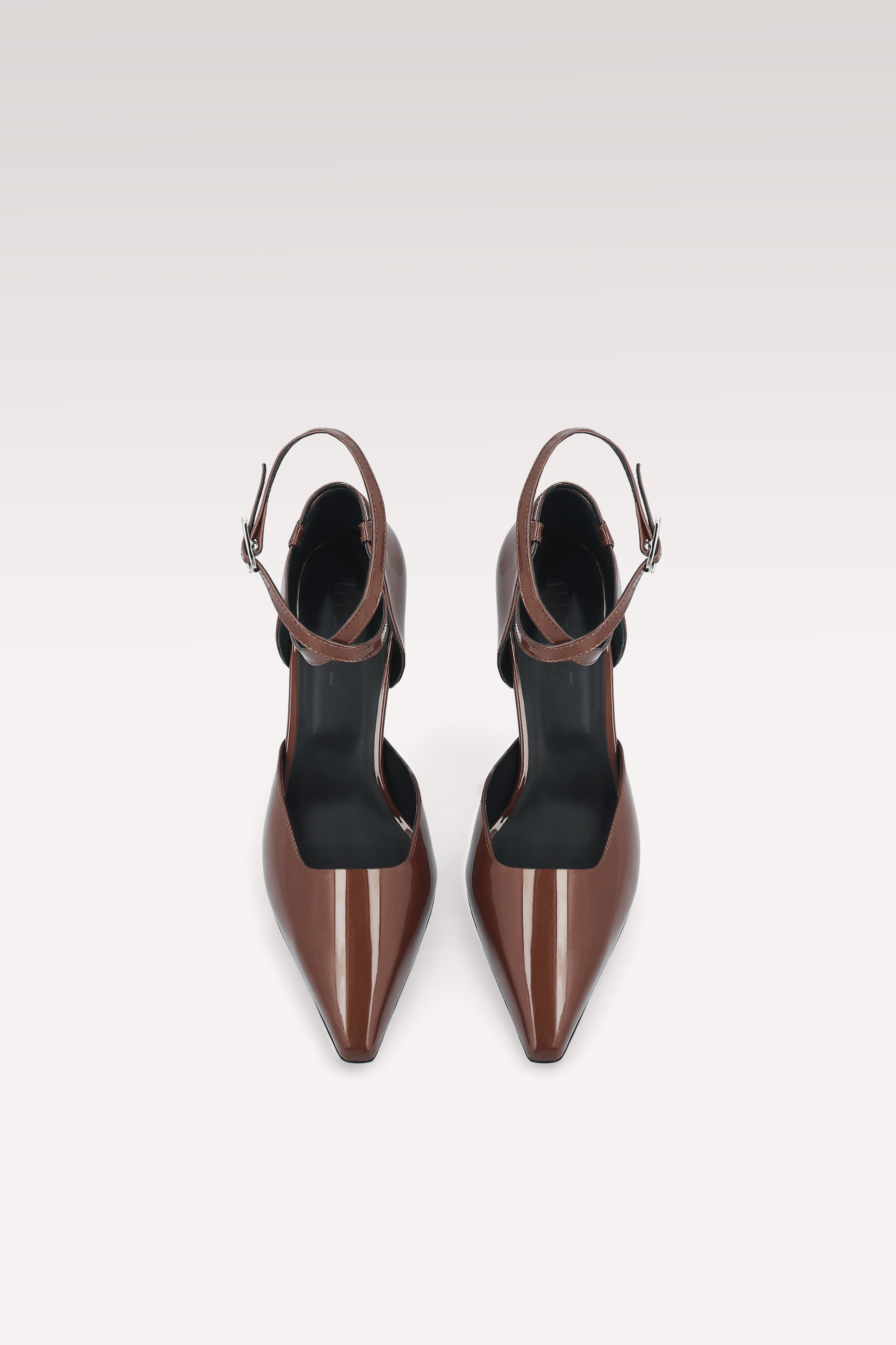 STAR BROWN PATENT LEATHER PUMPS AND DALIA SEMI PATENT LEATHER SHOULDER BAG