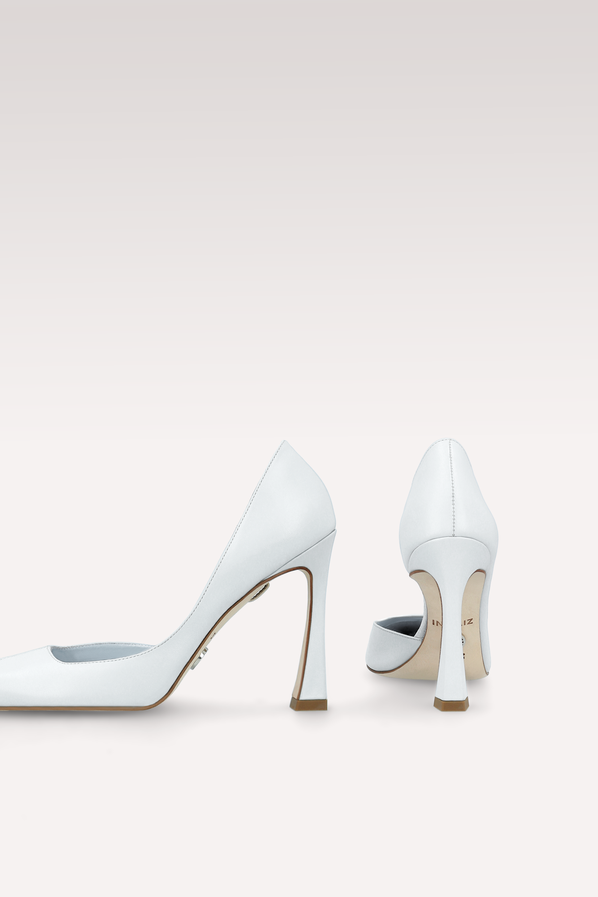 VESPER PORCELAIN WHITE LEATHER PUMPS